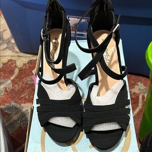 Easy Street Black Strappy Heels